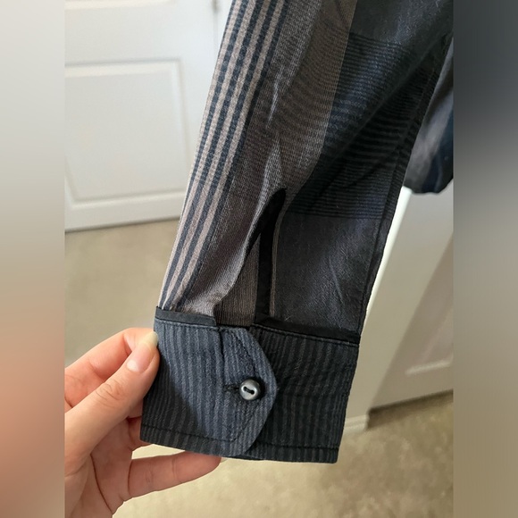 Levi’s | Vintage Button Down Shirt with Heart Pocket | Size Medium - Picture 8 of 11